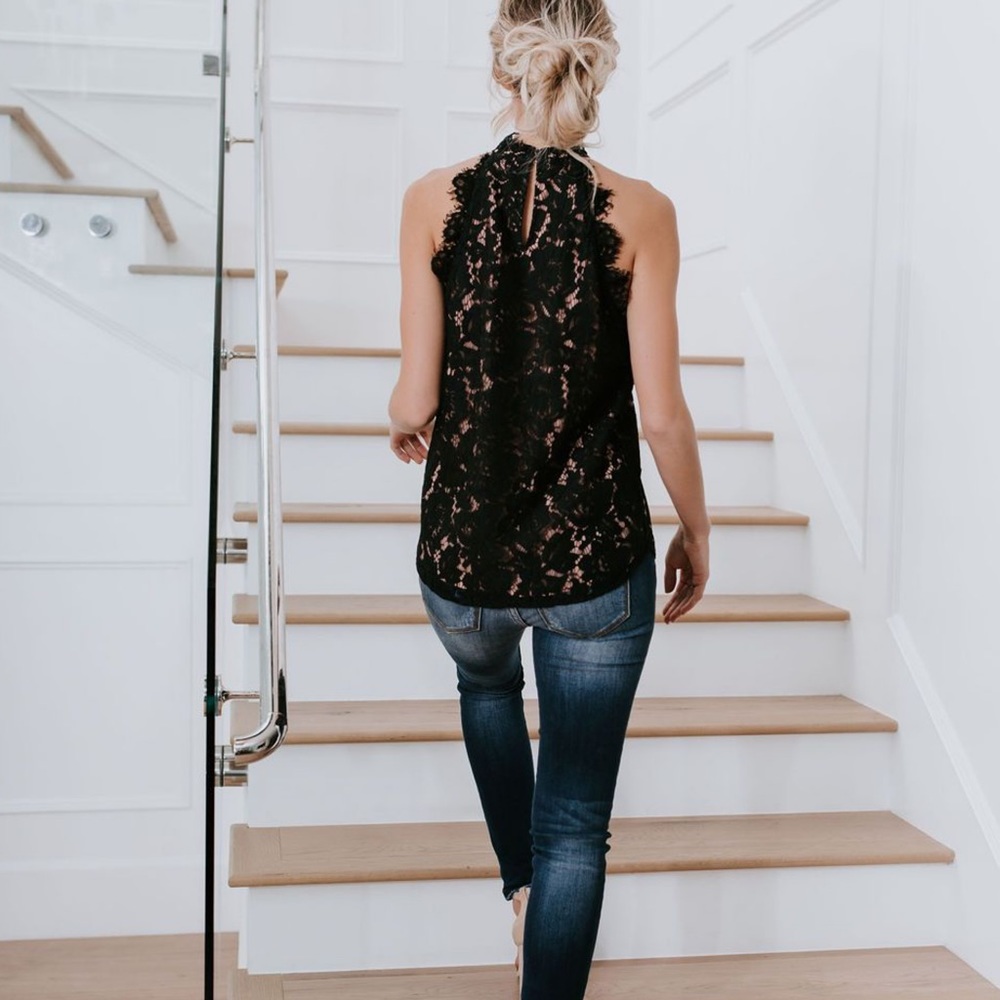 Lace Sleeveless Top - Picture 2 of 2